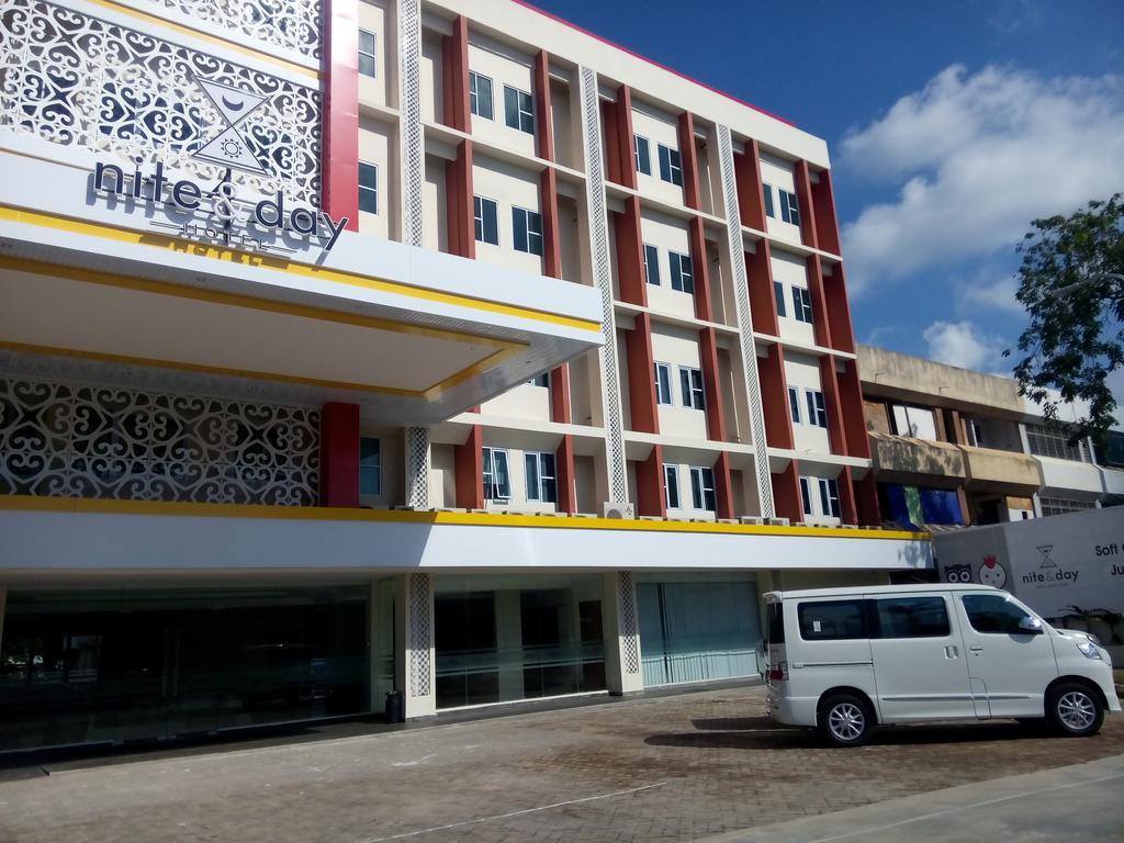 Nite And Day Batam Jodoh Square Otel Dış mekan fotoğraf